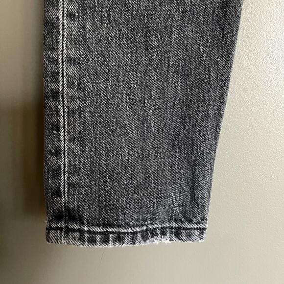 Levi’s 501 Jeans in Coal Black Size 26 High Rise Premium Denim Mom Jean Tapered - Picture 7 of 16